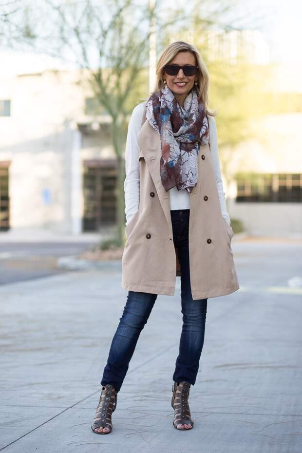 Jacket-Society-The Perfect Trench Vest For Spring-2697