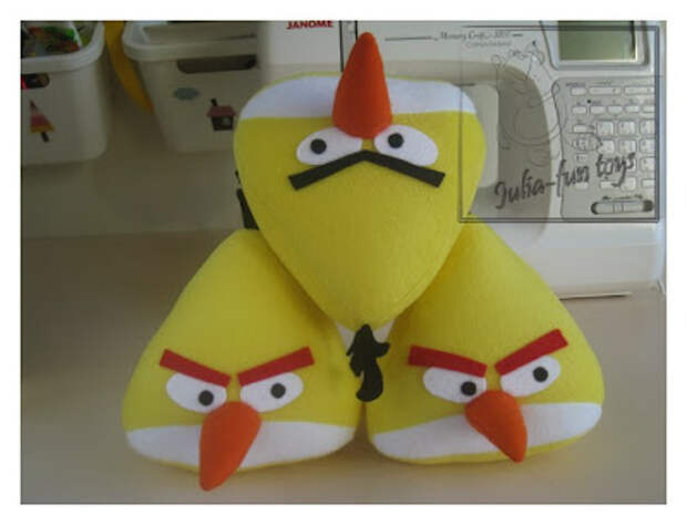 Интересные и красивые поделки своими руками - шьем красных и желтых сердитых птичек Angry birds