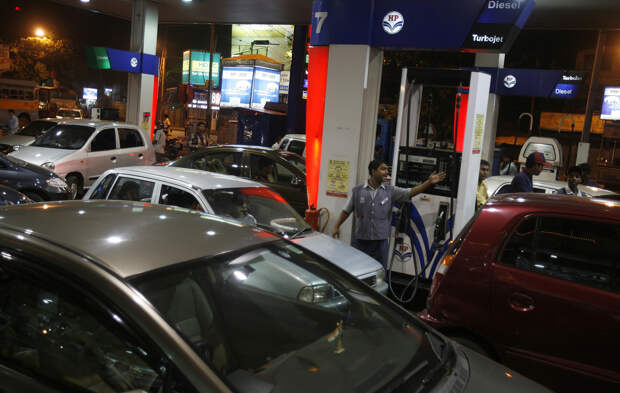 Иран возобновил поставки нефти в страну БРИКС после семилетнего перерыва