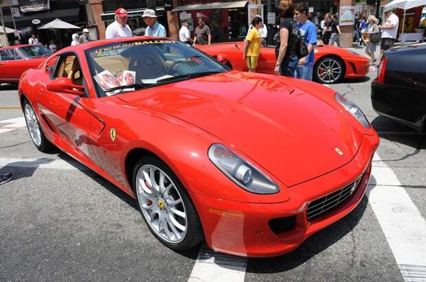 Слет обладателей автомобилей Ferrari в Колорадо (61 фото) Слет обладателей автомобилей Ferrari в Колорадо (61 фото)