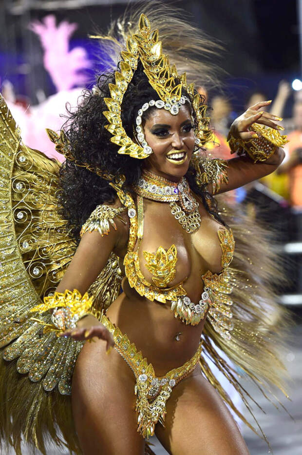 Знойные бразильянки на карнавале в Рио-де-Жанейро: устоять невозможно Карнавал Рио, бразилия, девушки