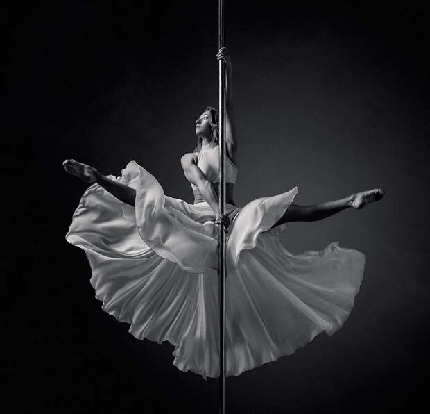 https://static.boredpanda.com/blog/wp-content/uploads/2016/10/dance-photography-vadim-stein-62-5804966239767__880.jpg