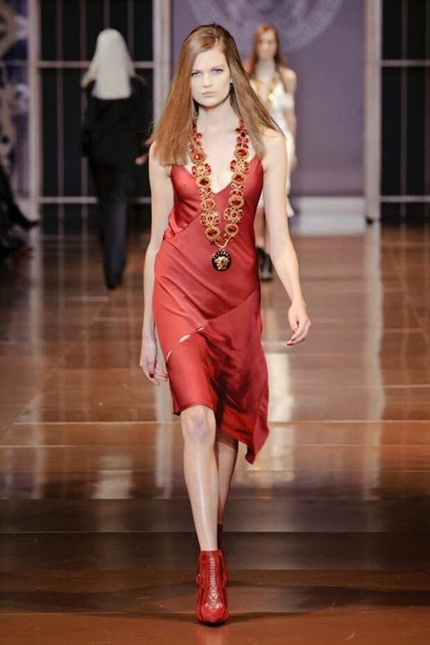Versace Fall 2014 yc1EkxipjtRx Versace Fall 2014 yc1EkxipjtRx