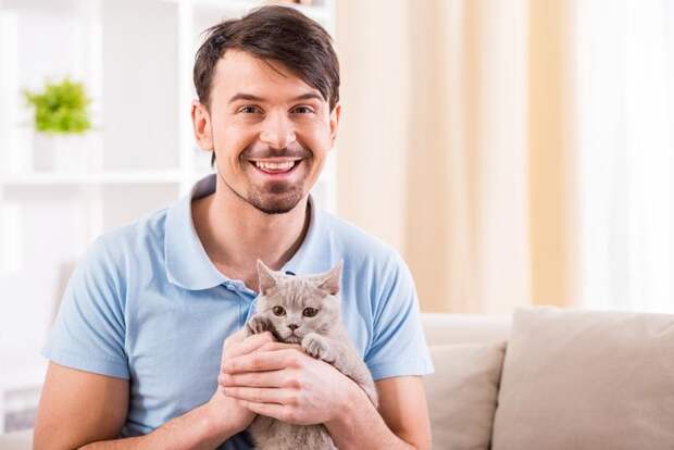 мужчина с котом