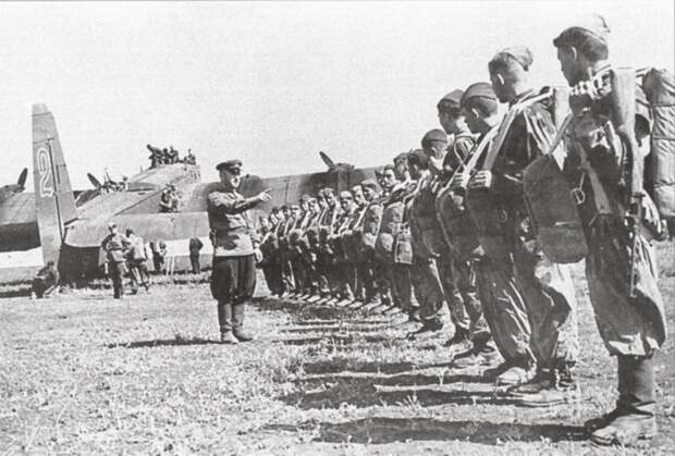 instruktazj_desantnikov_tb3_1943.bbem3fgmne0occ8sww8sow8s4.ejcuplo1l0oo0sk8c40s8osc4.th.jpeg