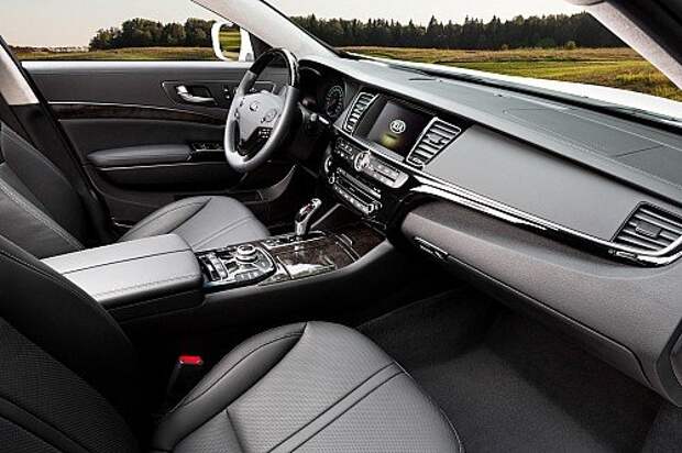 Отправляемся в космос на обновленном Kia Quoris 5.0