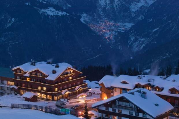 В Куршевеле загорелся скандальный бутик Rendez-Vous