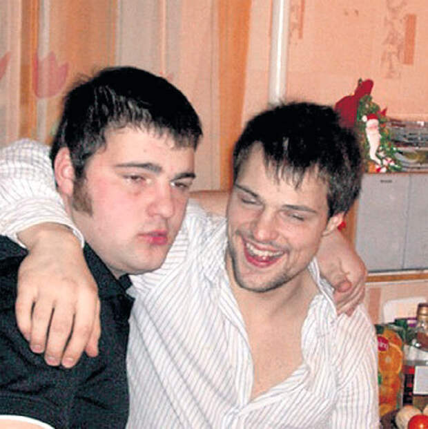 Данила КОЗЛОВСКИЙ с младшим братом Иваном (Фото: my.mail.ru)