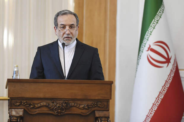 Аракчи назвал безосновательными данные о пуске Ираном ракеты в сторону Турции