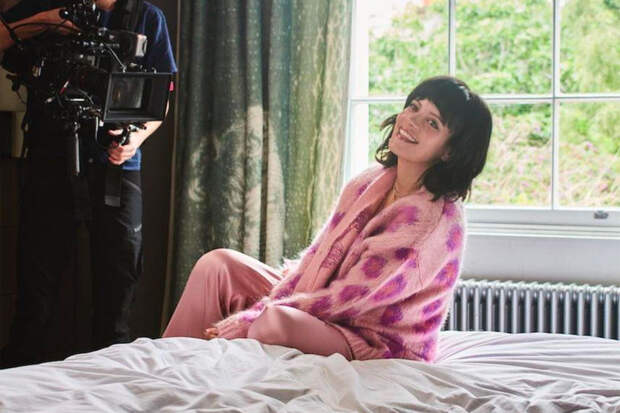 Певица Лили Аллен обратилась к врачу из-за зависимости от покупок