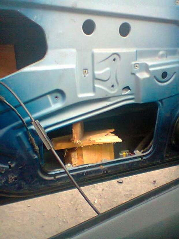 поломки