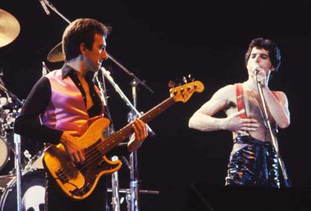 John Deacon and Freddie Mercury of Queen on 'News of the World Tour 78' (Photo by Steve Jennings/WireImage)