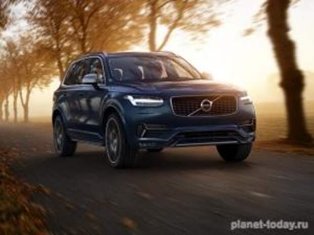 Компания Volvo представила в Москве внедорожник XC90 нового поколения