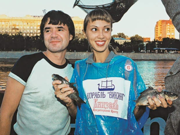 51-летний Евгений Осин, брошенный родной дочерью: «Я скоро умру!» 51-летний Евгений Осин, брошенный родной дочерью: «Я скоро умру!»