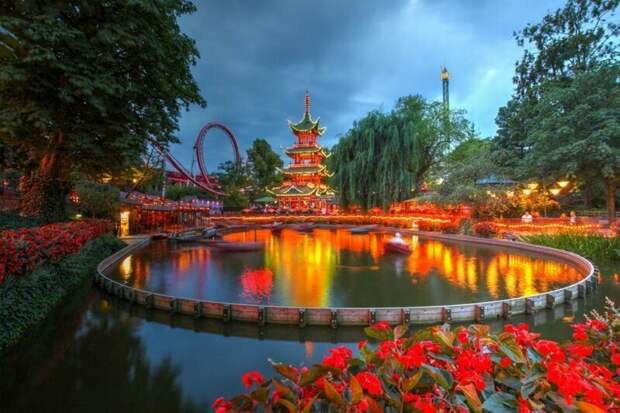8. Tivoli Gardens, Копенгаген, Дания - 4,9 млн посетителей в мире, парк, парки, парки развлечений, развлечения, рейтинги, тематический парк, фото