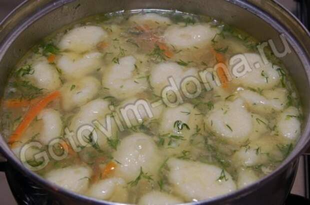 Куриный суп с клецками Куриный суп с клецками
