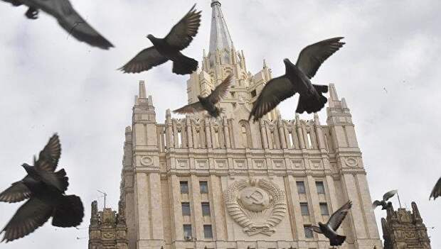 Власти Литвы рассматривают вопрос высылки российских дипломатов