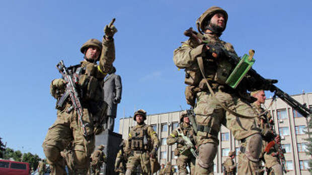 Украинские военные в Славянске. Архивное фото