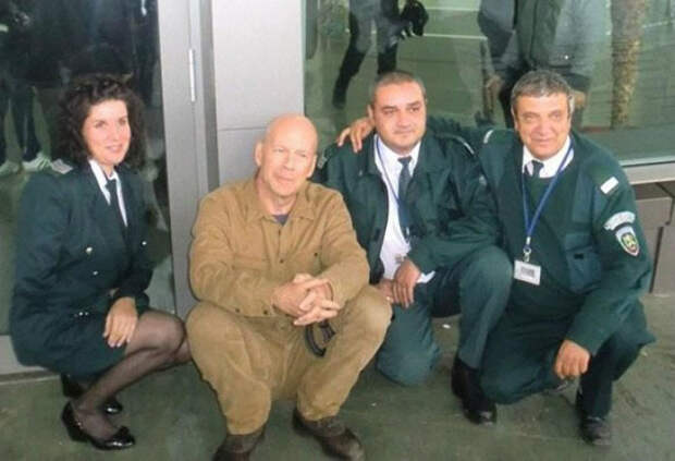 36 Неудержимые 2.jpg