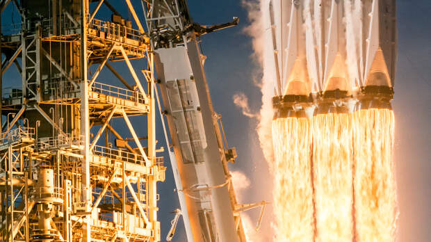 старт Falcon Heavy
