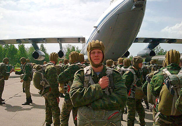 Завещание русского офицера: Старлей Шекуров накрыл собой трёх бойцов