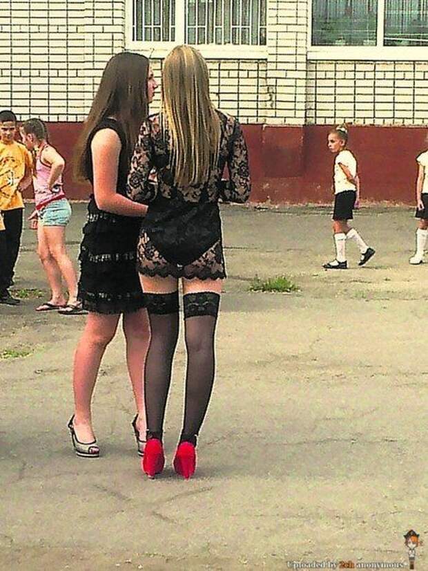 Таких выпускных платьев вы ещё не видели...