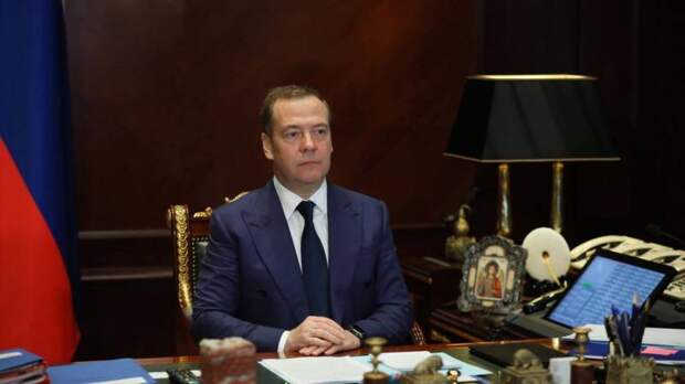 Россия обязательно одержит победу, — Дмитрий Медведев
