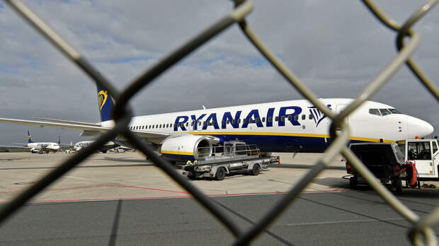 Лукашенко отверг обвинения в принудительной посадке самолета Ryanair 