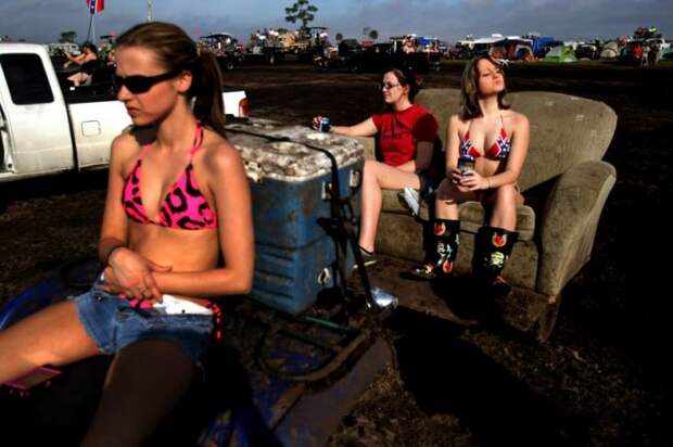Фестиваль любителей грязи «Okeechobee Mudfest»