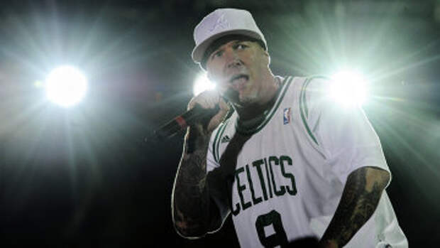 Вокалист группы Limp Bizkit Фред Дерст выступает на международном музыкальном фестивале Рок над Волгой. Архивное фото