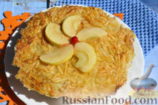 Фото к рецепту: Насыпной яблочный пирог