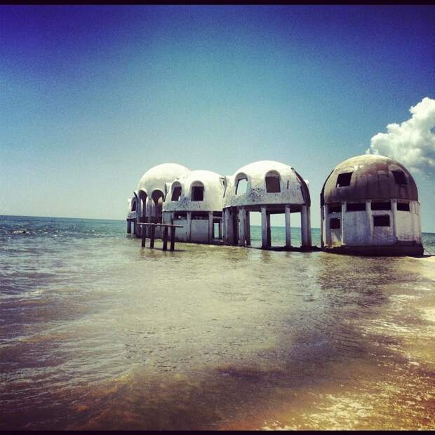 Самые красивые заброшенные места в мире The 33 Most Beautiful Abandoned Places In The World 3 Самые красивые заброшенные места в мире