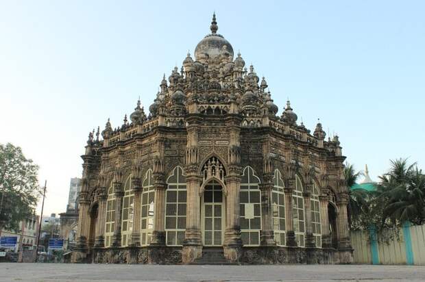 Мавзолей Махабат Макбара – захватывающая архитектурная странность Индии (Джунагадх, Гуджарат). | Фото: masterokblog.ru. Мавзолей Махабат Макбара – захватывающая архитектурная странность Индии (Джунагадх, Гуджарат). | Фото: masterokblog.ru.