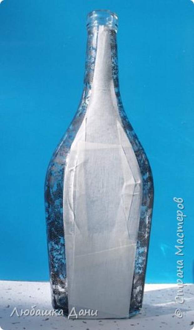 Декор предметов Мастер-класс Роспись Декор посуды с помощью гипюра Бутылки стеклянные Краска Ткань фото 7