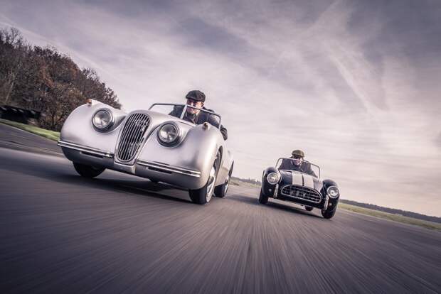 Карманная классика в Дансфолде jaguar, авто, модель