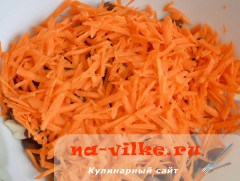 Салат с фасолью и куриным филе