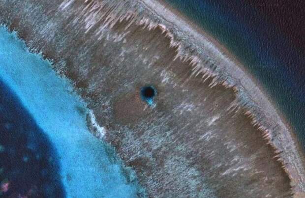 Где находится Нора Дракона — самая глубокая голубая дыра  на планете