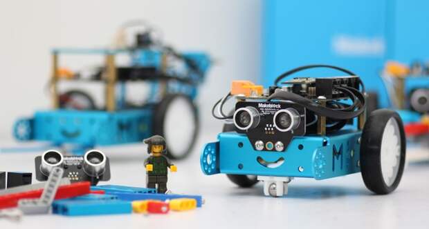 Обучающий робот mBot за $49 (5 фото + видео) Обучающий робот mBot за $49 (5 фото + видео)