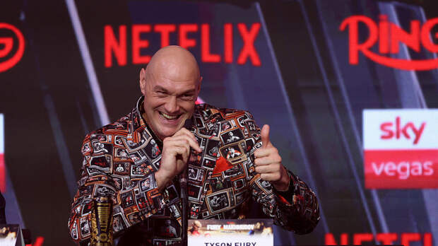 Махмудов: долгое отсутствие на ринге не проблема для Фьюри, у него есть опыт