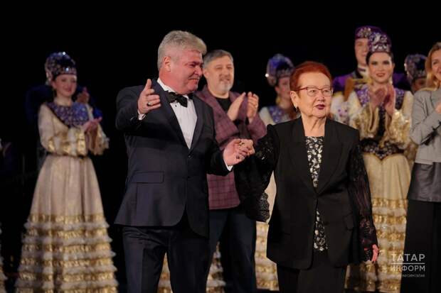 Госансамбль песни и танца РТ дал концерт по случаю 80-летия Лимы Кустабаевой