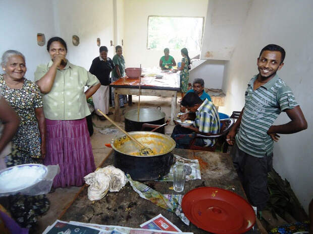 ГеоФрешер - День полнолуния в Шри-Ланке