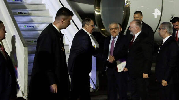 Лавров прибыл в Турцию для участия в дипломатическом форуме