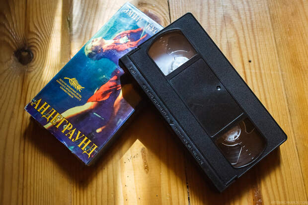 Шокирующая находка на чердаке VHS, аудиокассета, ностальгия, пластинка