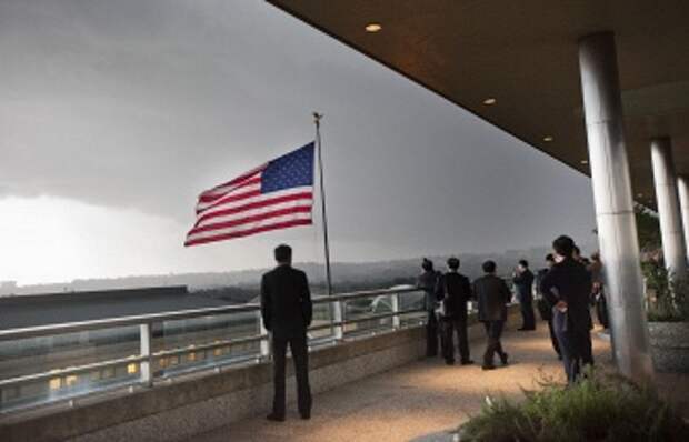 Вид с  балкона  Государственного департамента США