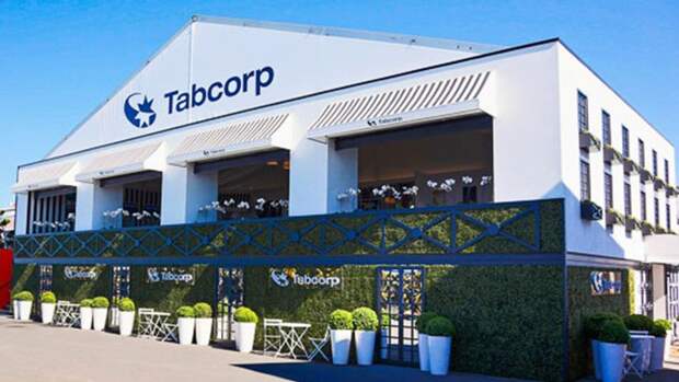 Австралийские власти подали в суд на гемблинг-оператора Tabcorp