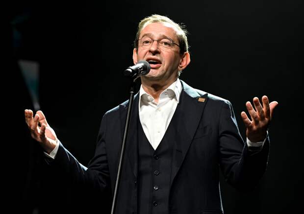 Хабенский возглавил Школу-студию МХАТ вместо Богомолова