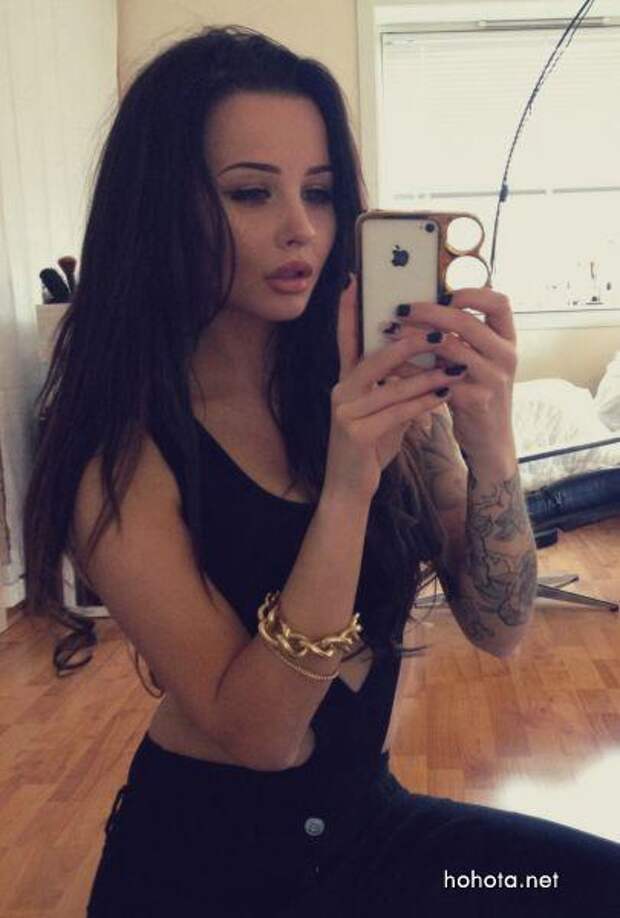 Соблазнительные домашние фотографии красивых девушек (100 фото) Соблазнительные домашние фотографии красивых девушек (100 фото)