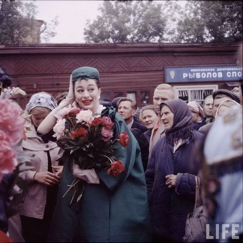 Christian Dior в Москве. 1959 год. (30 фото)