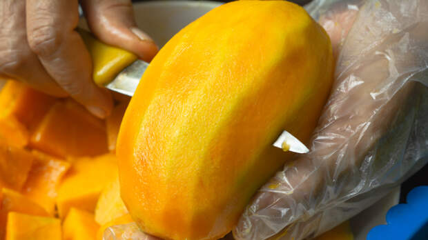 Польза и вред манго: состав, калорийность, рекомендации врачей для диабетиков