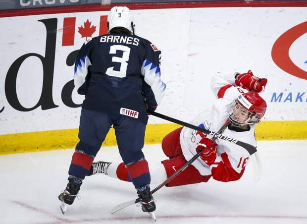 Хоккеистка Илона Маркова стала первой задрафтованной россиянкой в женской НХЛ